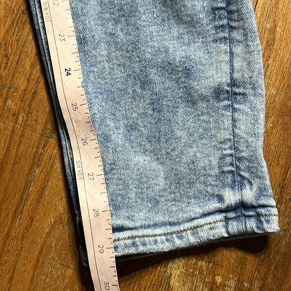 American Eagle Mens Jeans 30x30 Airflex Athletic‎ Skinny Distressed Light Wash - Picture 13 of 14